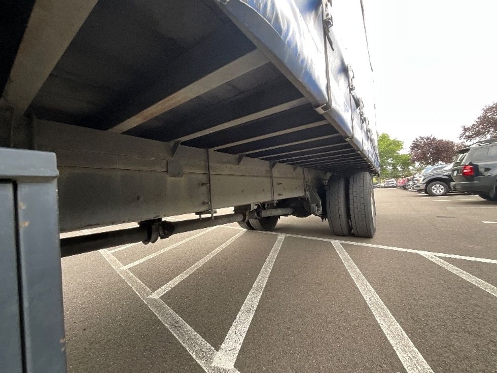 Curtain Side-Light and Medium Duty Trucks-International-2018-4300-Clackamas-OR-241,309\n\t\tmiles-$ 28,250 - Image 5