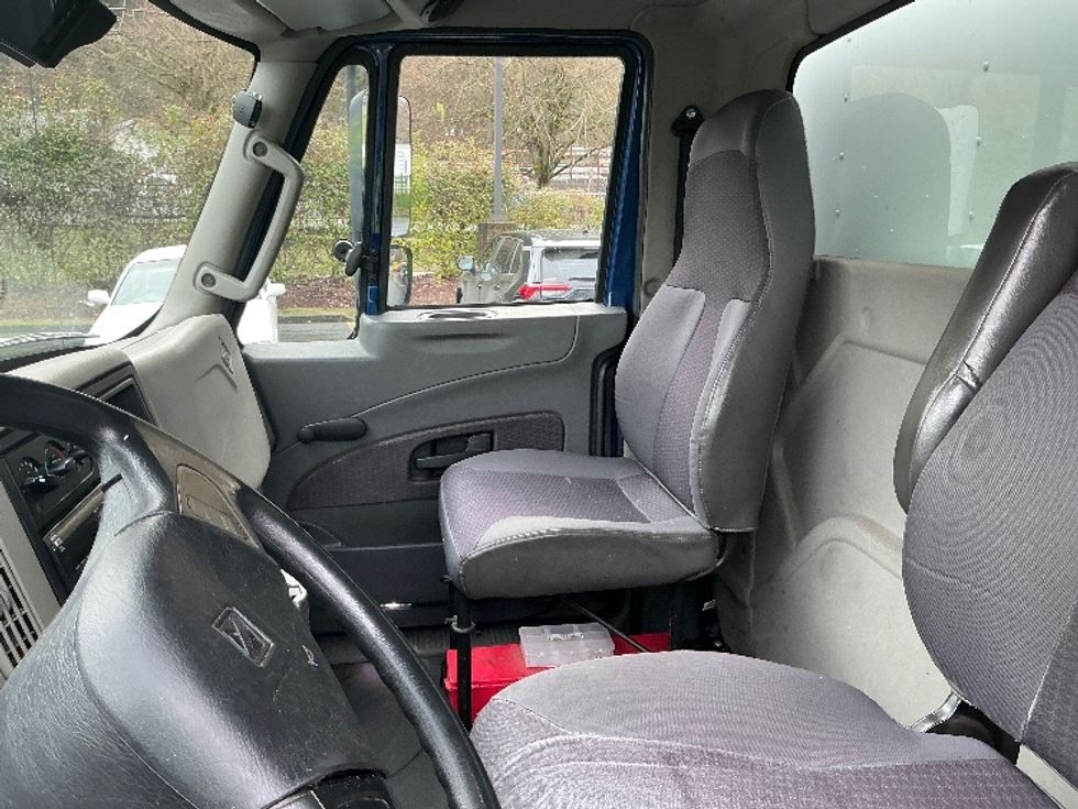 Curtain Side-Light and Medium Duty Trucks-International-2019-4300LP-Coburg-OR-180,295\n\t\tmiles-$ 37,750 - Image 19