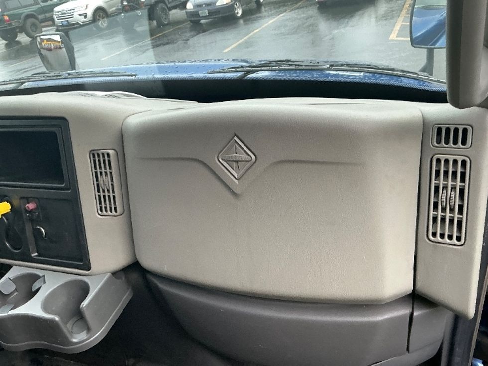 Curtain Side-Light and Medium Duty Trucks-International-2019-4300LP-Coburg-OR-180,295\n\t\tmiles-$ 37,750 - Image 21
