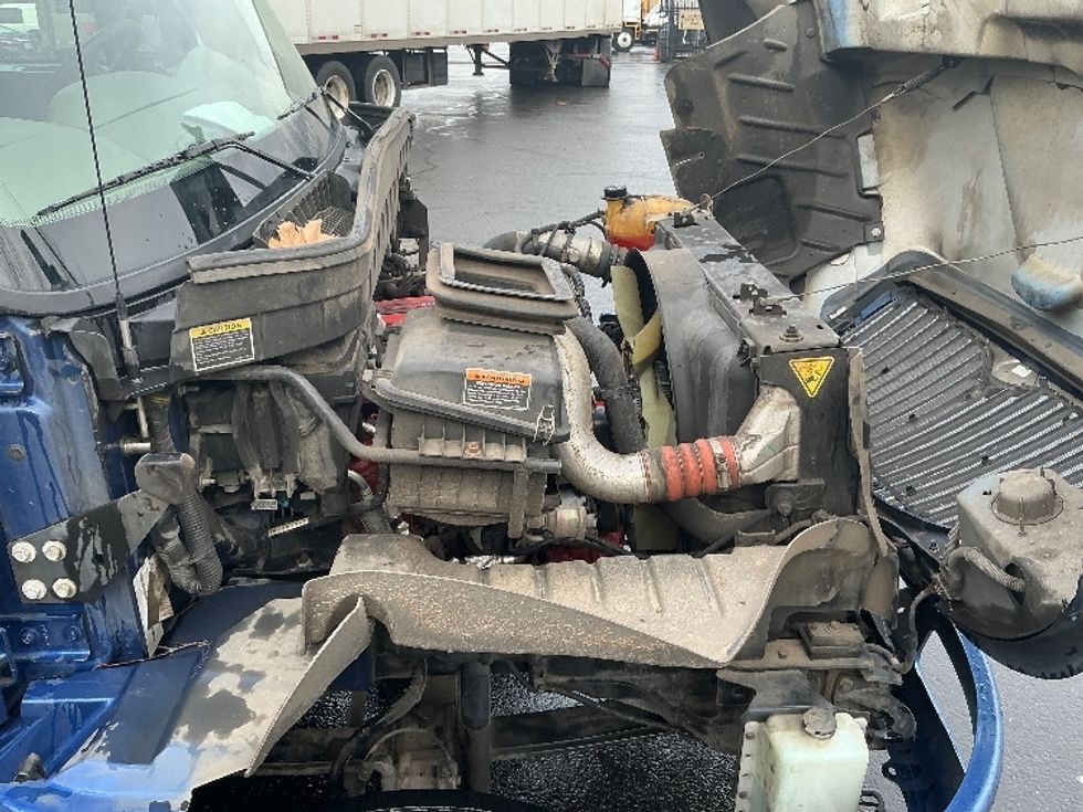 Curtain Side-Light and Medium Duty Trucks-International-2019-4300LP-Coburg-OR-180,295\n\t\tmiles-$ 37,750 - Image 23