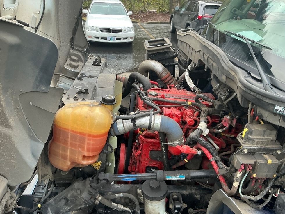 Curtain Side-Light and Medium Duty Trucks-International-2019-4300LP-Coburg-OR-180,295\n\t\tmiles-$ 37,750 - Image 24