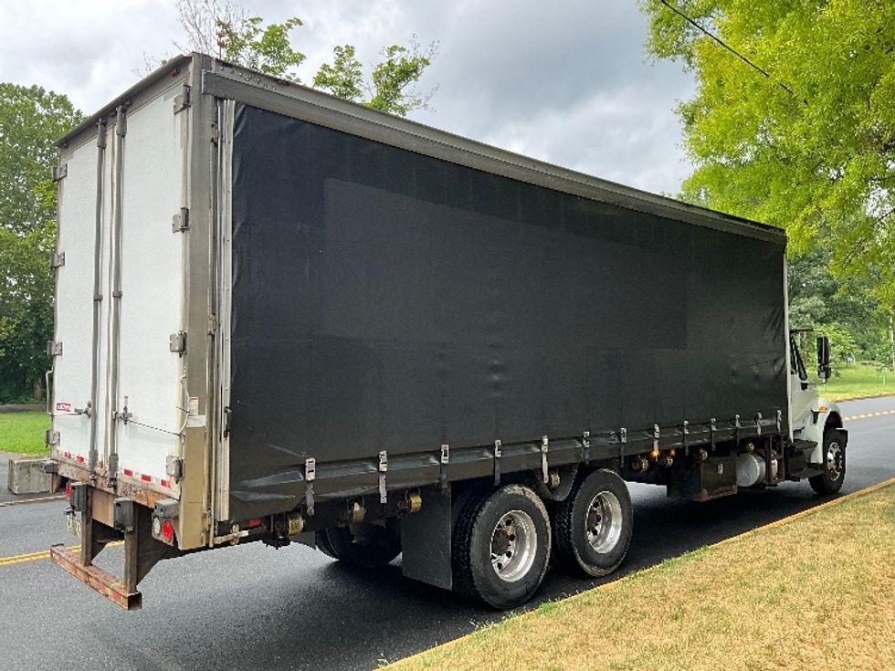 Curtain Side-Light and Medium Duty Trucks-International-2019-4400-Reading-PA-380,000\n\t\tmiles-$ 23,250 - Image 13