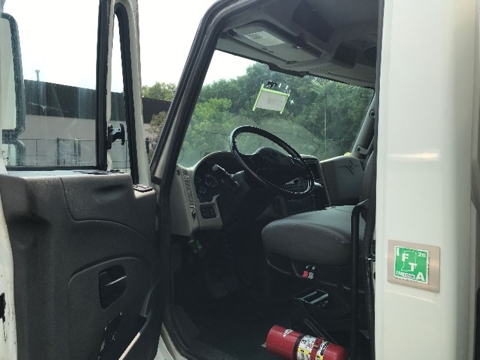 Curtain Side-Light and Medium Duty Trucks-International-2019-4400-Reading-PA-380,000\n\t\tmiles-$ 23,250 - Image 16