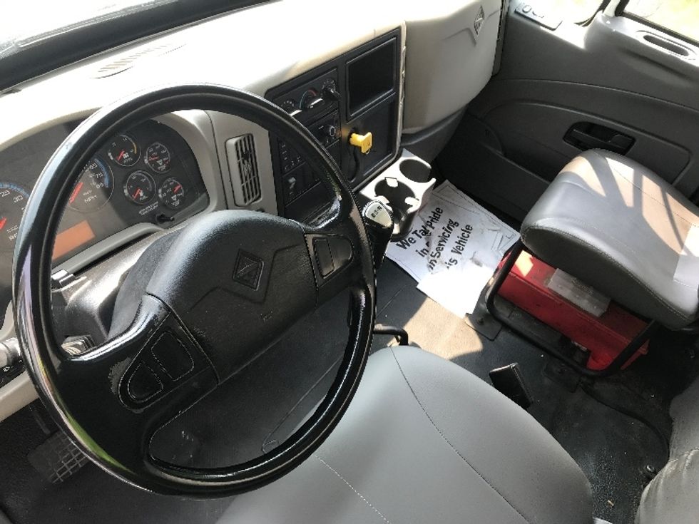 Curtain Side-Light and Medium Duty Trucks-International-2019-4400-Reading-PA-380,000\n\t\tmiles-$ 23,250 - Image 17
