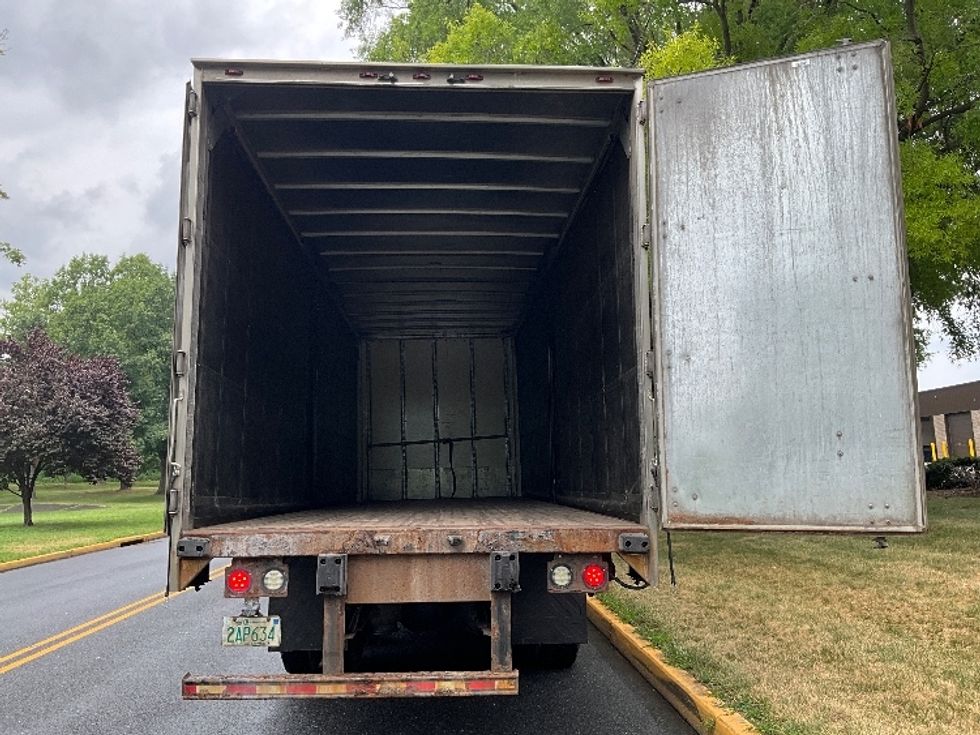 Curtain Side-Light and Medium Duty Trucks-International-2019-4400-Reading-PA-380,000\n\t\tmiles-$ 23,250 - Image 8