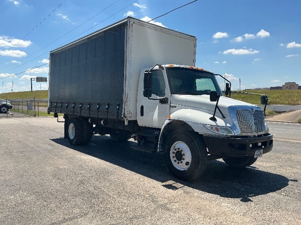 Curtain Side-Light and Medium Duty Trucks-International-2020-MV607-Dallas-TX-115,537\n\t\tmiles-$ 42,750 - Image 1