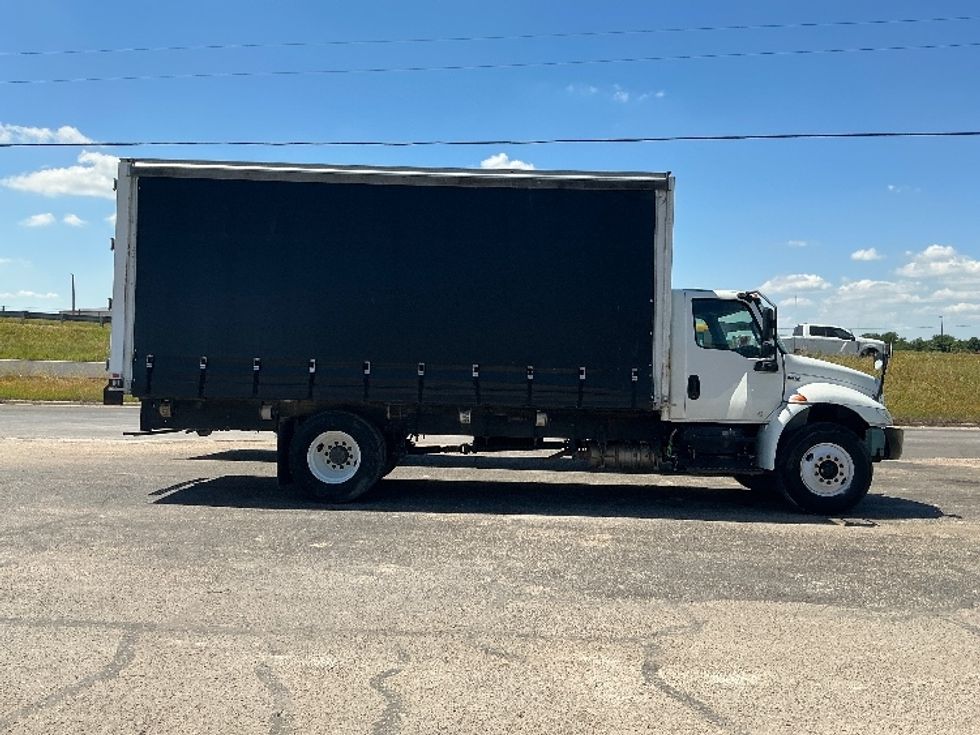 Curtain Side-Light and Medium Duty Trucks-International-2020-MV607-Dallas-TX-115,537\n\t\tmiles-$ 42,750 - Image 15