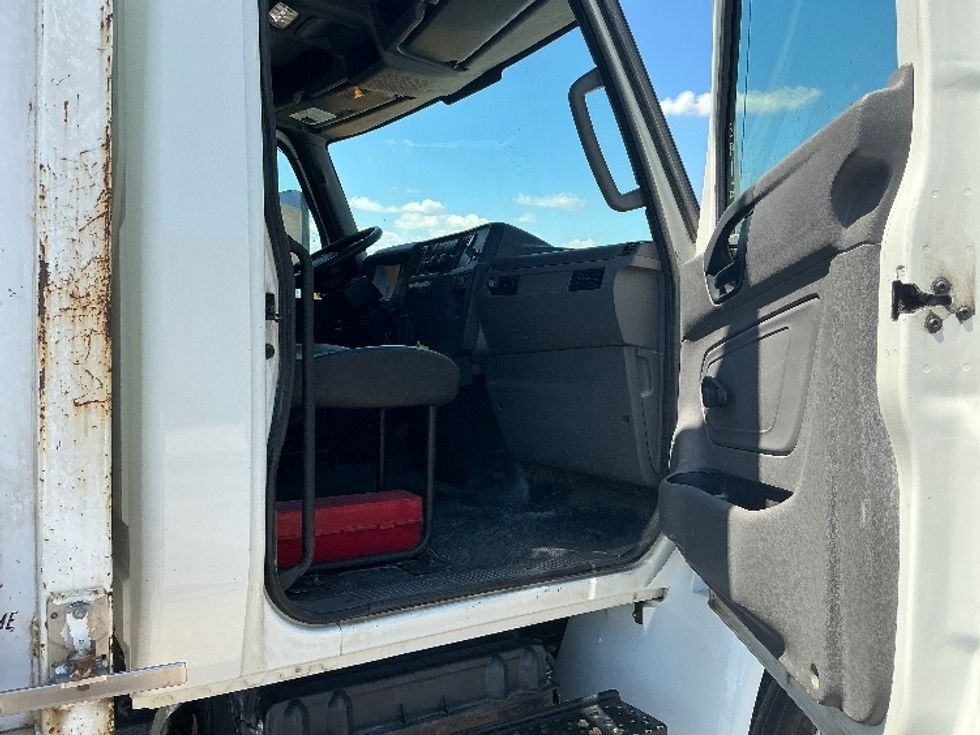 Curtain Side-Light and Medium Duty Trucks-International-2020-MV607-Dallas-TX-115,537\n\t\tmiles-$ 42,750 - Image 17