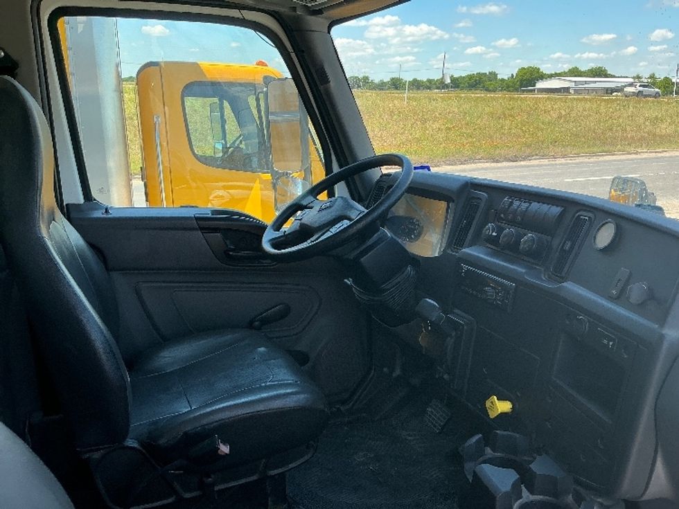 Curtain Side-Light and Medium Duty Trucks-International-2020-MV607-Dallas-TX-115,537\n\t\tmiles-$ 42,750 - Image 22