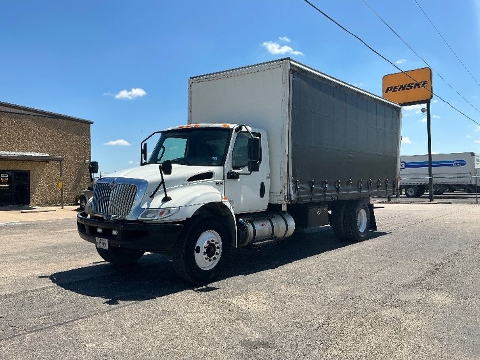 Curtain Side-Light and Medium Duty Trucks-International-2020-MV607-Dallas-TX-115,537\n\t\tmiles-$ 42,750 - Image 3