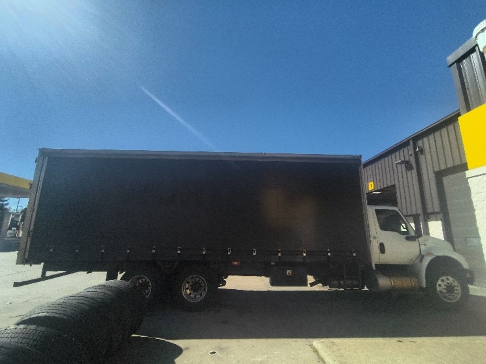 Curtain Side-Light and Medium Duty Trucks-International-2020-MV607-Middlefield-OH-267,939\n\t\tmiles-$ 40,000 - Image 15