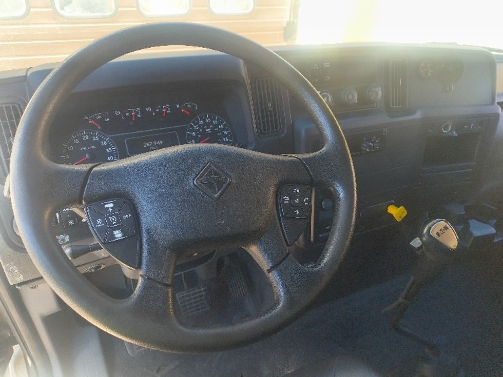 Curtain Side-Light and Medium Duty Trucks-International-2020-MV607-Middlefield-OH-267,939\n\t\tmiles-$ 40,000 - Image 17