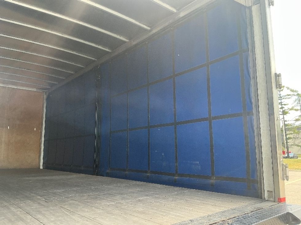 Curtain Side-Light and Medium Duty Trucks-International-2020-MV607-Piqua-OH-309,647\n\t\tmiles-$ 26,250 - Image 11
