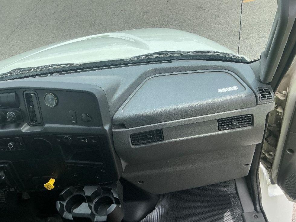Curtain Side-Light and Medium Duty Trucks-International-2020-MV607-Piqua-OH-309,647\n\t\tmiles-$ 26,250 - Image 18