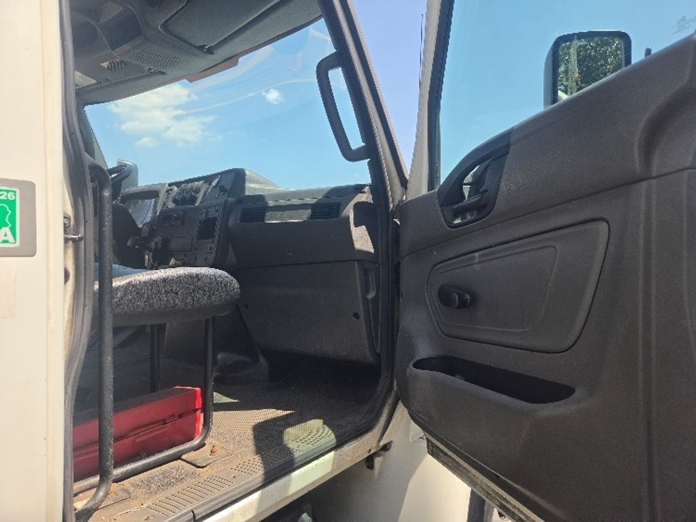 Curtain Side-Light and Medium Duty Trucks-International-2021-MV607-Edison-NJ-176,465\n\t\tmiles-$ 42,500 - Image 19