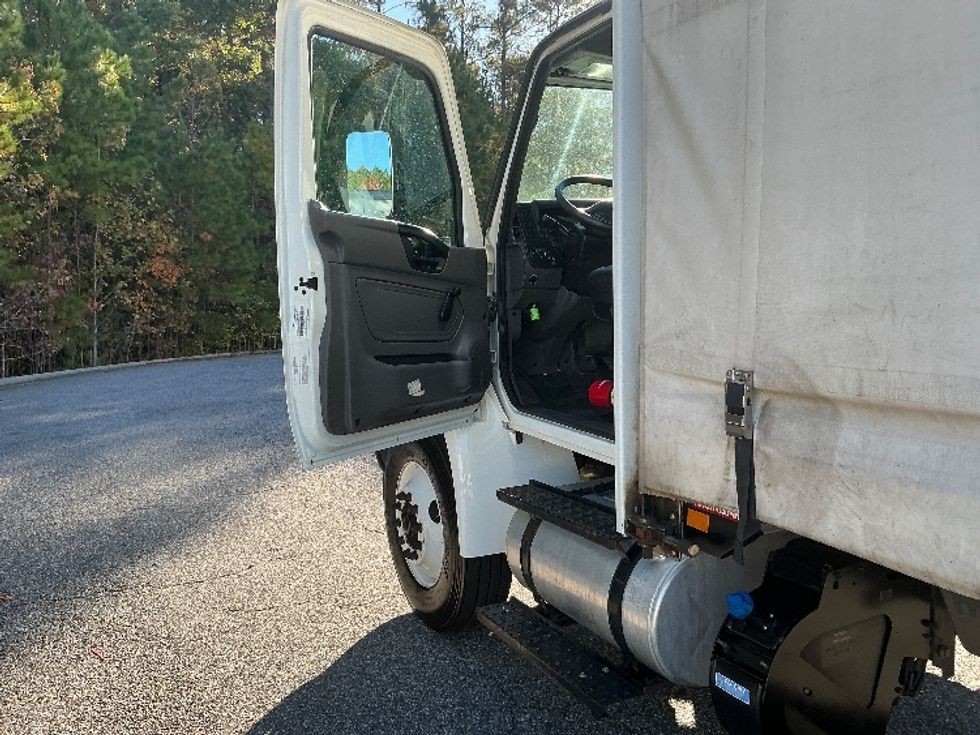 Curtain Side-Light and Medium Duty Trucks-International-2021-MV607-Prince George-VA-425,674\n\t\tmiles-$ 23,750 - Image 15