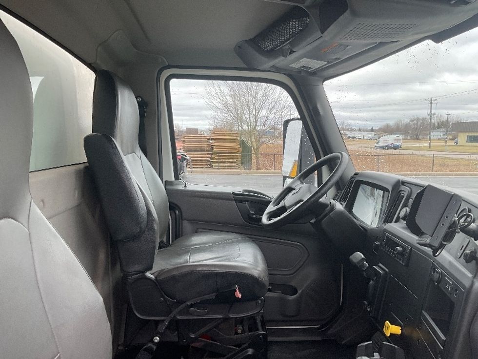 Curtain Side-Light and Medium Duty Trucks-International-2021-MV607LP-Neenah-WI-272,387\n\t\tmiles-$ 31,000 - Image 21