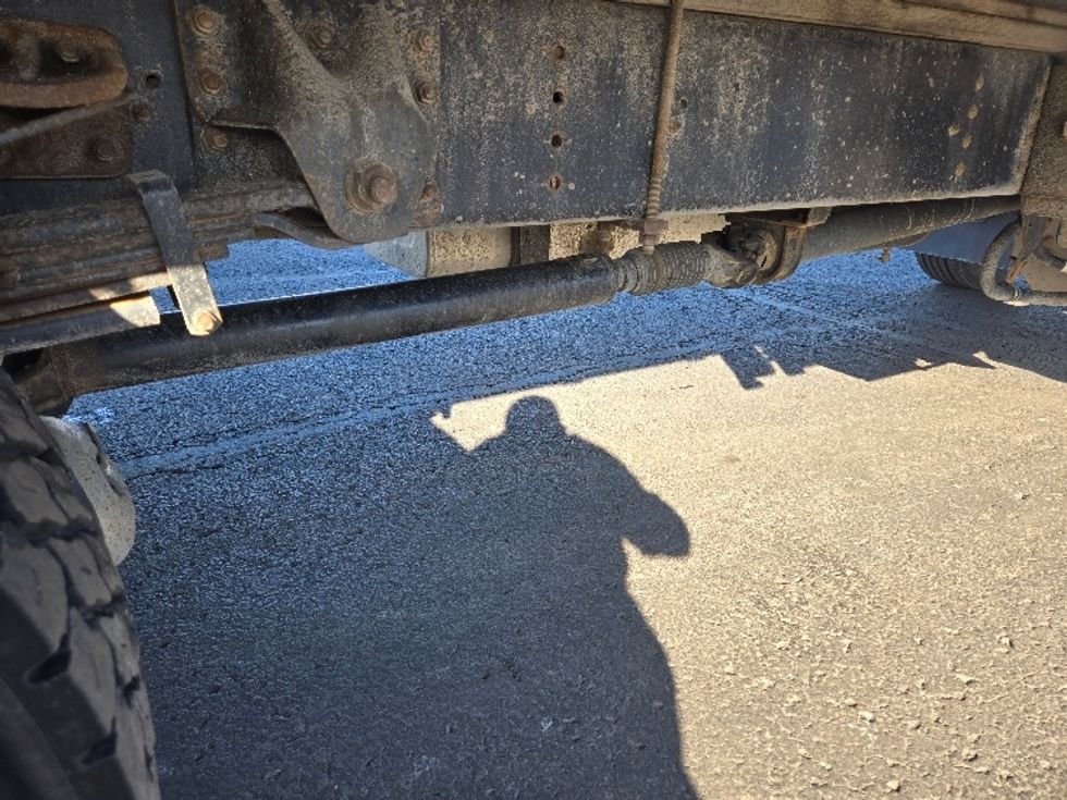 Curtain Side-Light and Medium Duty Trucks-Isuzu-2018-FTR-White Deer-PA-156,453\n\t\tmiles-$ 41,000 - Image 14