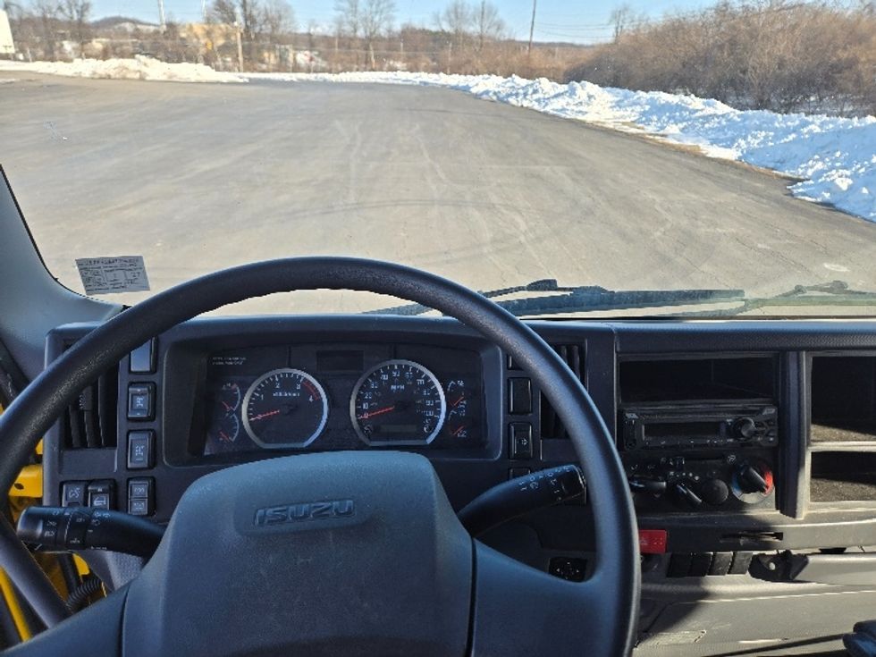 Curtain Side-Light and Medium Duty Trucks-Isuzu-2018-FTR-White Deer-PA-156,453\n\t\tmiles-$ 41,000 - Image 18