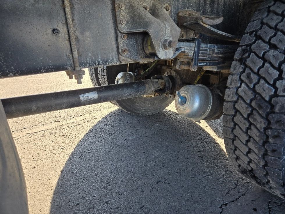 Curtain Side-Light and Medium Duty Trucks-Isuzu-2018-FTR-White Deer-PA-156,453\n\t\tmiles-$ 41,000 - Image 5