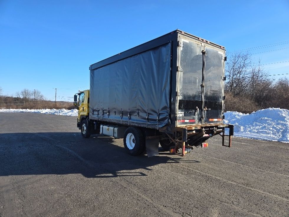 Curtain Side-Light and Medium Duty Trucks-Isuzu-2018-FTR-White Deer-PA-156,453\n\t\tmiles-$ 41,000 - Image 6