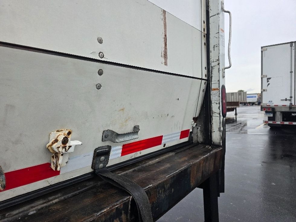 Curtain Side-Light and Medium Duty Trucks-Kenworth-2021-T270-Indianapolis-IN-162,170\n\t\tmiles-$ 53,000 - Image 27