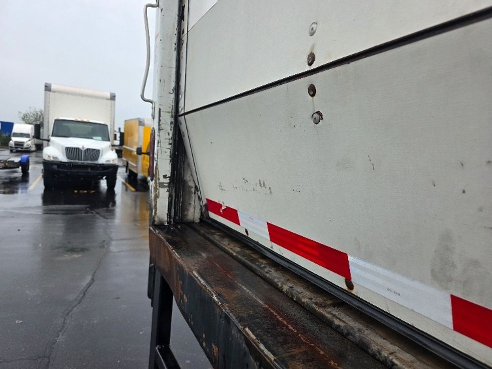 Curtain Side-Light and Medium Duty Trucks-Kenworth-2021-T270-Indianapolis-IN-162,170\n\t\tmiles-$ 53,000 - Image 28