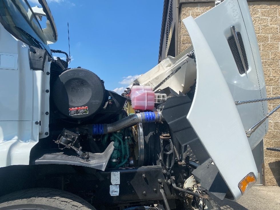 Curtain Side-Light and Medium Duty Trucks-Volvo-2019-VHD64B-Parsippany-NJ-443,903\n\t\tmiles-$ 71,000 - Image 23