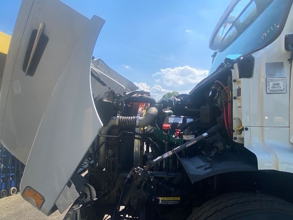 Curtain Side-Light and Medium Duty Trucks-Volvo-2019-VHD64B-Parsippany-NJ-443,903\n\t\tmiles-$ 71,000 - Image 24