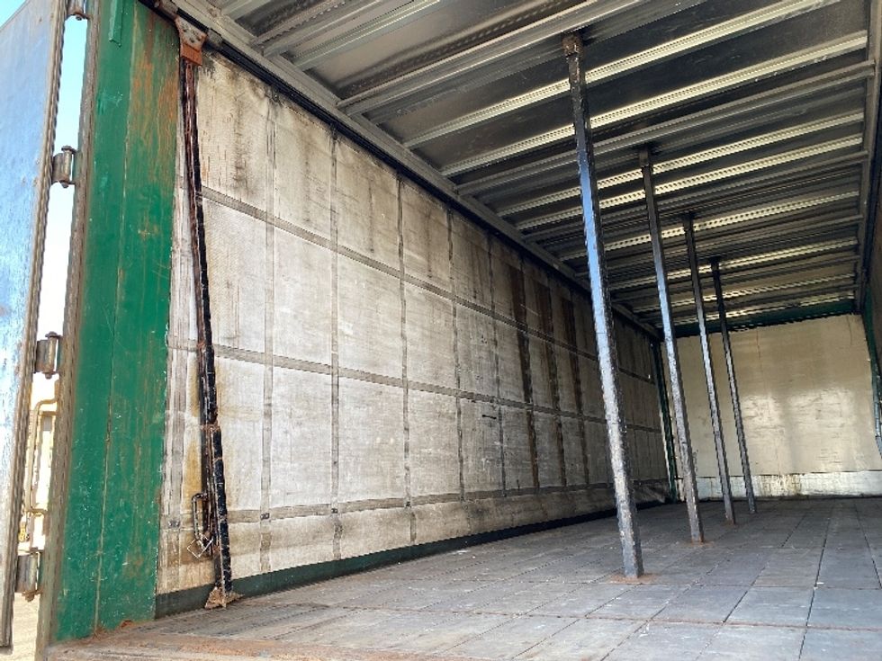 Curtain Side-Light and Medium Duty Trucks-Volvo-2019-VHD64B-Parsippany-NJ-486,000\n\t\tmiles-$ 70,500 - Image 10