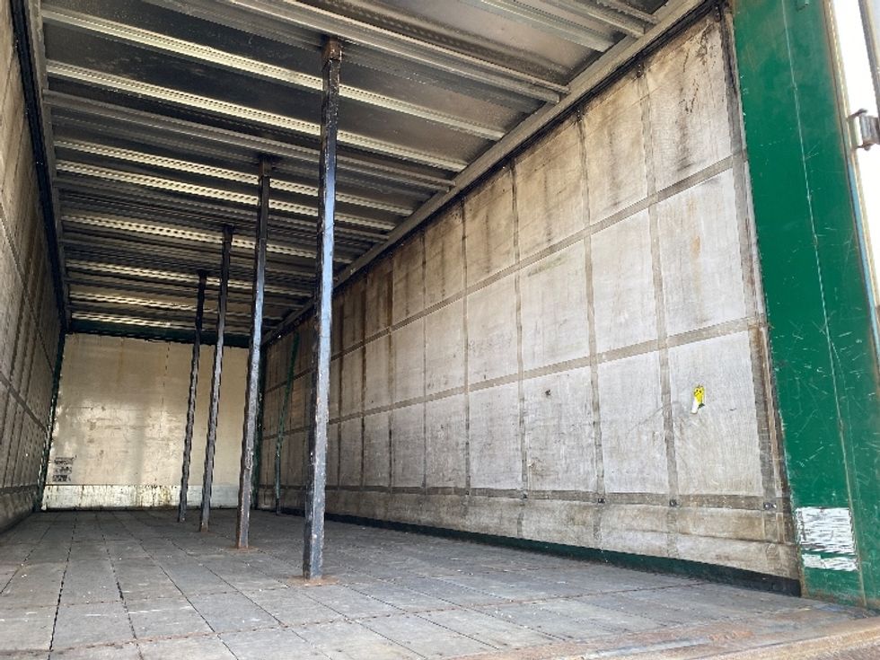 Curtain Side-Light and Medium Duty Trucks-Volvo-2019-VHD64B-Parsippany-NJ-486,000\n\t\tmiles-$ 70,500 - Image 11