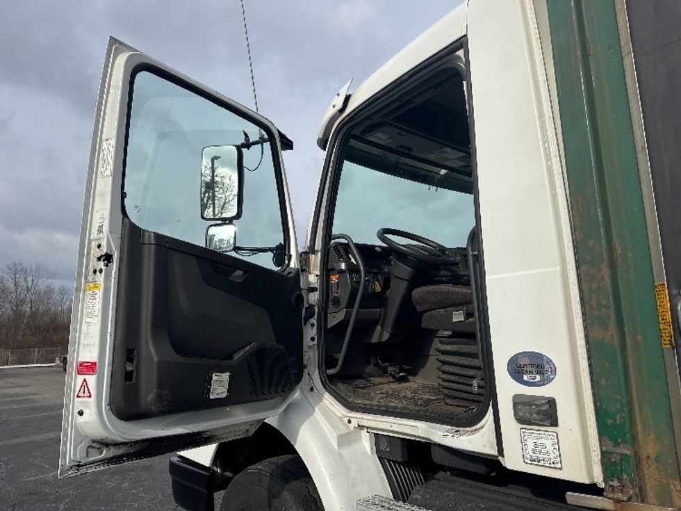 Curtain Side-Light and Medium Duty Trucks-Volvo-2020-VHD64B-Parsippany-NJ-309,690\n\t\tmiles-$ 86,250 - Image 15