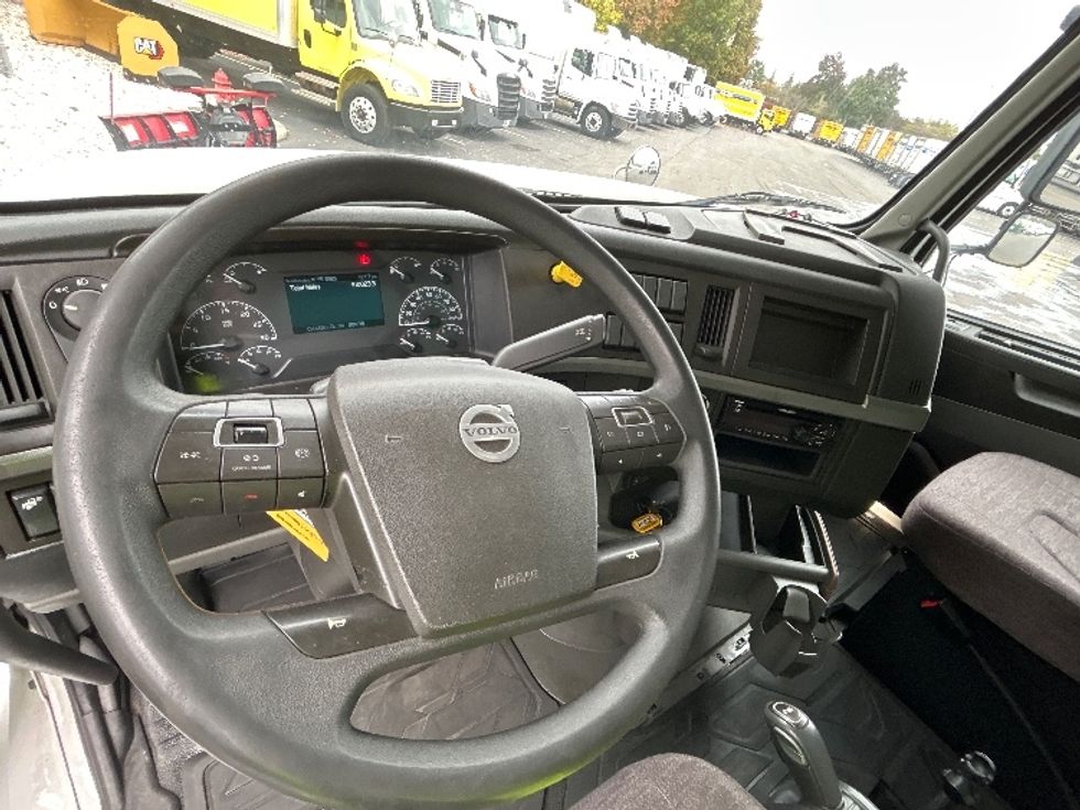 Curtain Side-Light and Medium Duty Trucks-Volvo-2020-VHD64B-Parsippany-NJ-309,842\n\t\tmiles-$ 88,250 - Image 16
