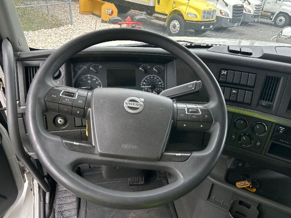 Curtain Side-Light and Medium Duty Trucks-Volvo-2020-VHD64B-Parsippany-NJ-309,842\n\t\tmiles-$ 88,250 - Image 17