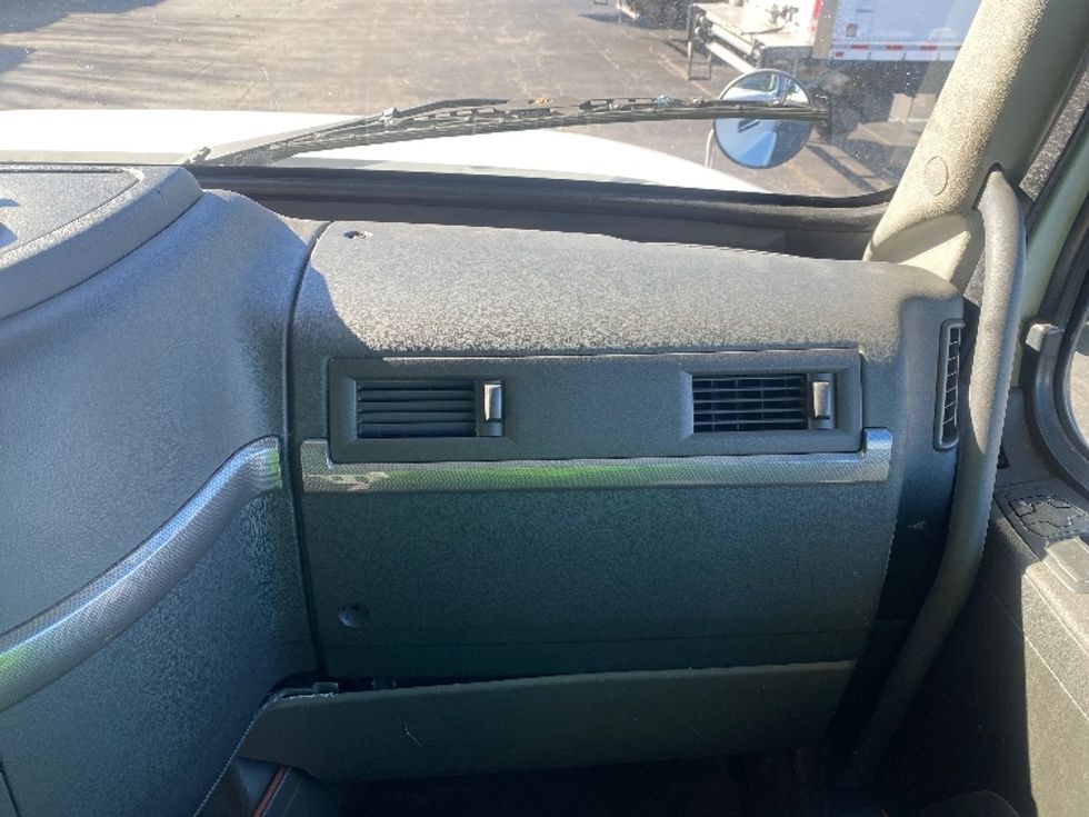 Curtain Side-Light and Medium Duty Trucks-Volvo-2020-VHD64B-Parsippany-NJ-343,948\n\t\tmiles-$ 89,000 - Image 21