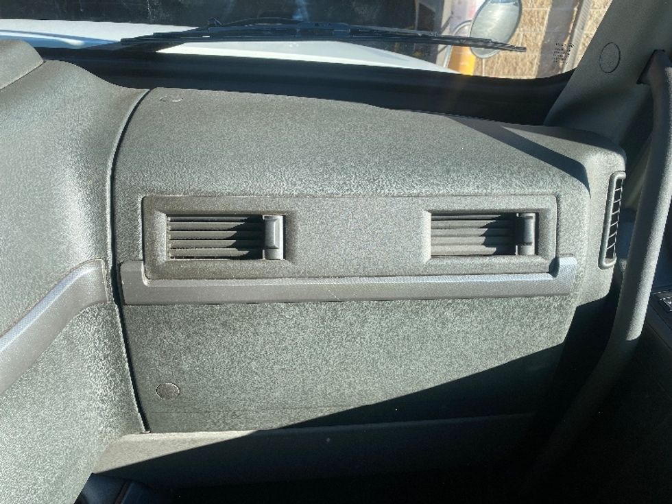 Curtain Side-Light and Medium Duty Trucks-Volvo-2020-VHD64B-Parsippany-NJ-385,440\n\t\tmiles-$ 87,750 - Image 21