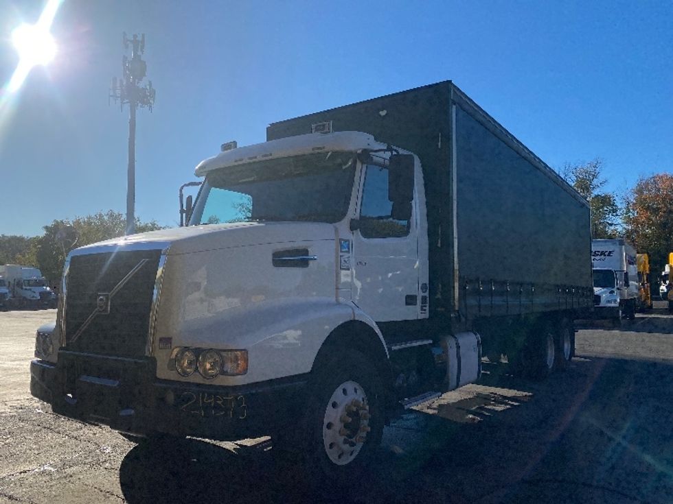 Curtain Side-Light and Medium Duty Trucks-Volvo-2020-VHD64B-Parsippany-NJ-385,440\n\t\tmiles-$ 87,750 - Image 3