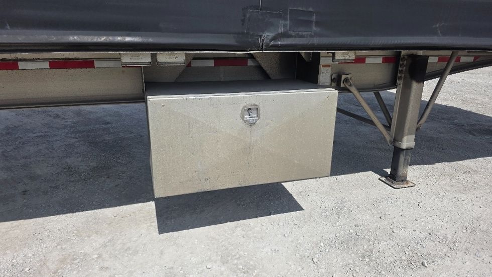 Curtain Side-Semi Trailers-East-2016-Trailer-Parkersburg-WV-553,416\n\t\tmiles-$ 37,000 - Image 11