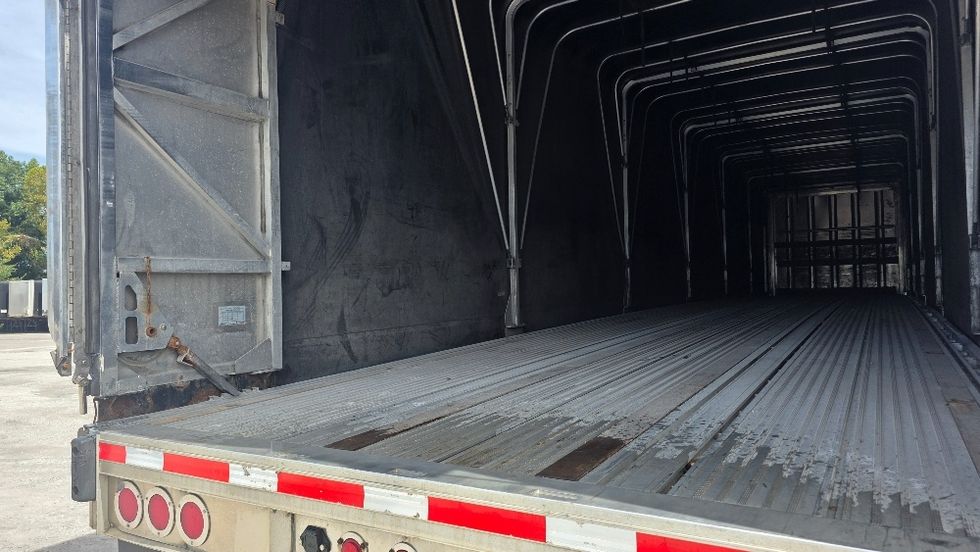 Curtain Side-Semi Trailers-Reitnouer-2016-Trailer-Millwood-WV-474,471\n\t\tmiles-$ 37,000 - Image 9
