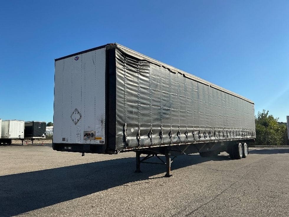 Curtain Side-Semi Trailers-Utility-2016-Trailer-Elkhart-IN-246,514\n\t\tmiles-$ 15,250 - Image 2