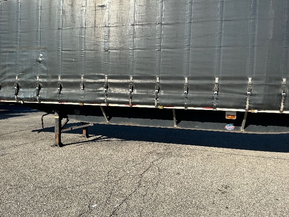 Curtain Side-Semi Trailers-Utility-2016-Trailer-Elkhart-IN-316,192\n\t\tmiles-$ 15,250 - Image 14