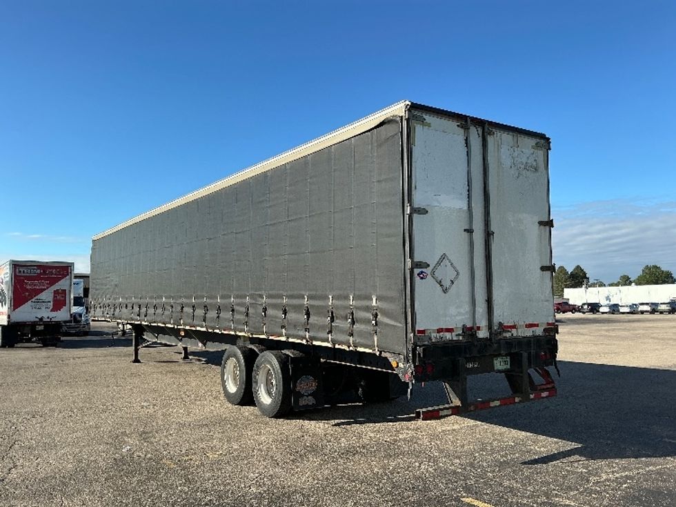 Curtain Side-Semi Trailers-Utility-2016-Trailer-Elkhart-IN-316,192\n\t\tmiles-$ 15,250 - Image 3