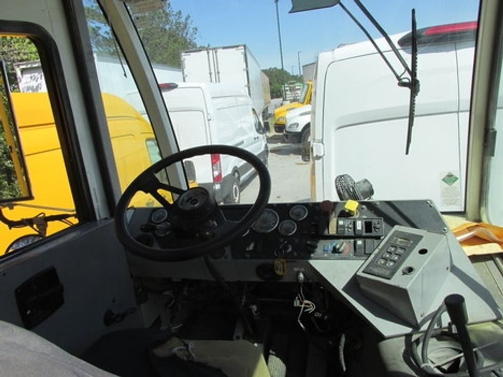 Day Cab Tractor-Heavy Duty Tractors-Autocar-2017-XSPOTTER-West Columbia-SC-100,000\n\t\tmiles-$ 35,000 - Image 5