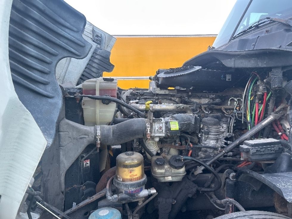 Day Cab Tractor-Heavy Duty Tractors-Freightliner-2012-Cascadia 12564ST-Garden City-GA-437,567\n\t\tmiles-$ 12,000 - Image 14