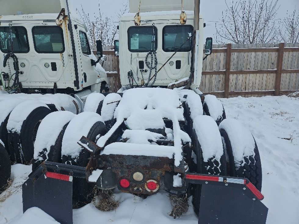 Day Cab Tractor-Heavy Duty Tractors-Freightliner-2012-Cascadia 12564ST-Roseville-MN-308,539\n\t\tmiles-$ 11,000 - Image 6