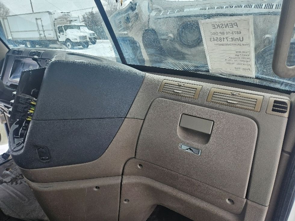 Day Cab Tractor-Heavy Duty Tractors-Freightliner-2012-Cascadia 12564ST-Roseville-MN-515,922\n\t\tmiles-$ 12,000 - Image 13