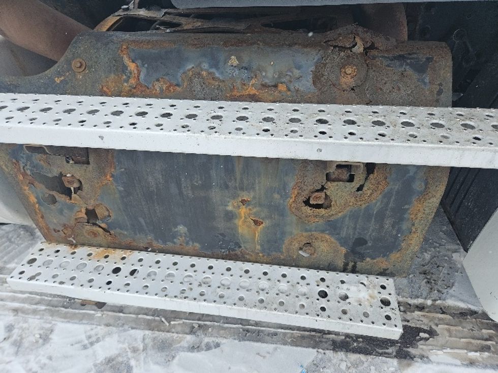 Day Cab Tractor-Heavy Duty Tractors-Freightliner-2013-Cascadia 11364ST-Brooklyn Park-MN-475,957\n\t\tmiles-$ 11,750 - Image 20