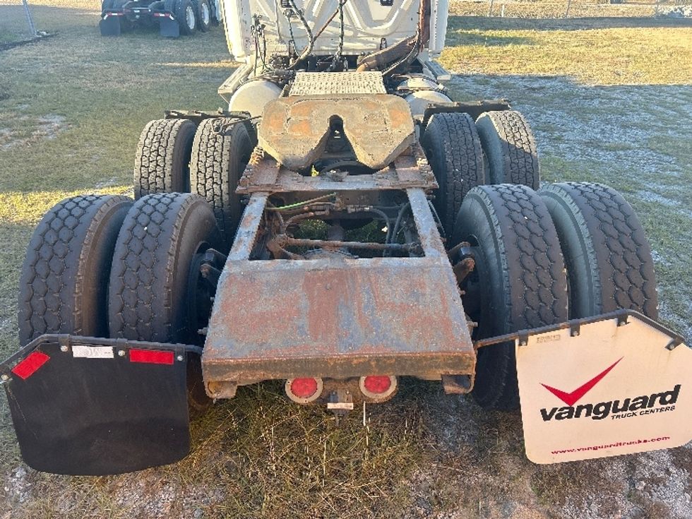 Day Cab Tractor-Heavy Duty Tractors-Freightliner-2013-Cascadia 12564ST-Garden City-GA-435,478\n\t\tmiles-$ 13,000 - Image 6