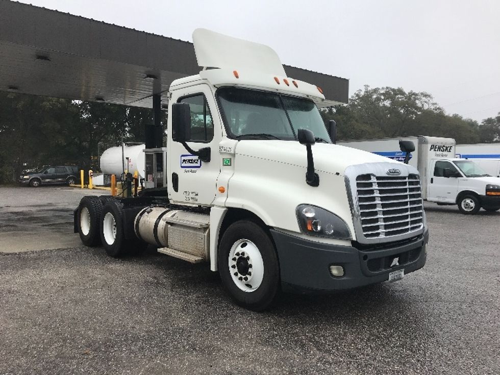 Day Cab Tractor-Heavy Duty Tractors-Freightliner-2014-Cascadia 12564ST-Pensacola-FL-507,644 miles-$ 50,250