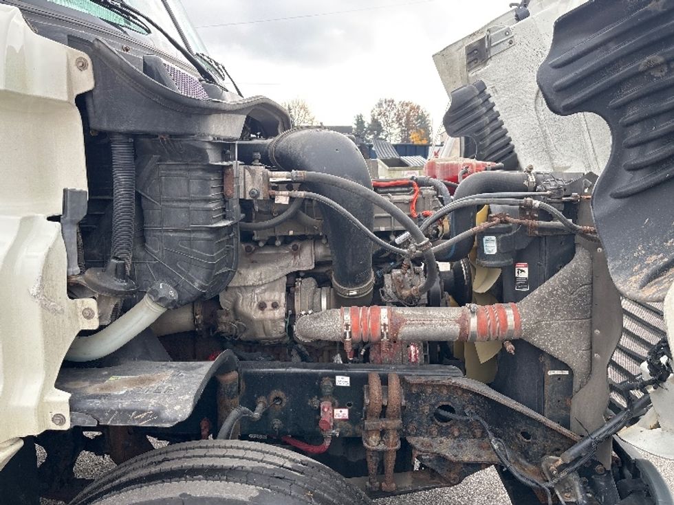 Day Cab Tractor-Heavy Duty Tractors-Freightliner-2015-Cascadia 12564ST-Twinsburg-OH-367,576\n\t\tmiles-$ 19,500 - Image 15